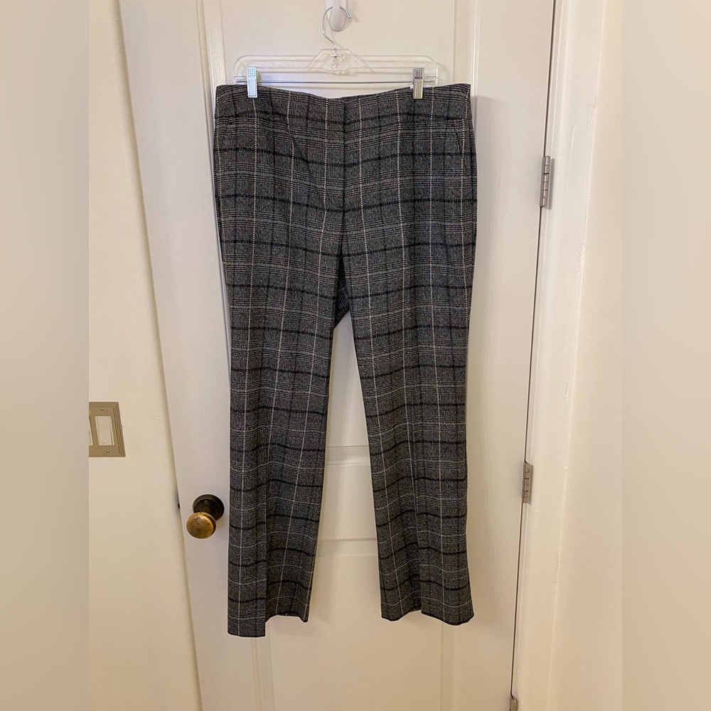 Ann Taylor Factory Gray Plaid Straight Leg Pants